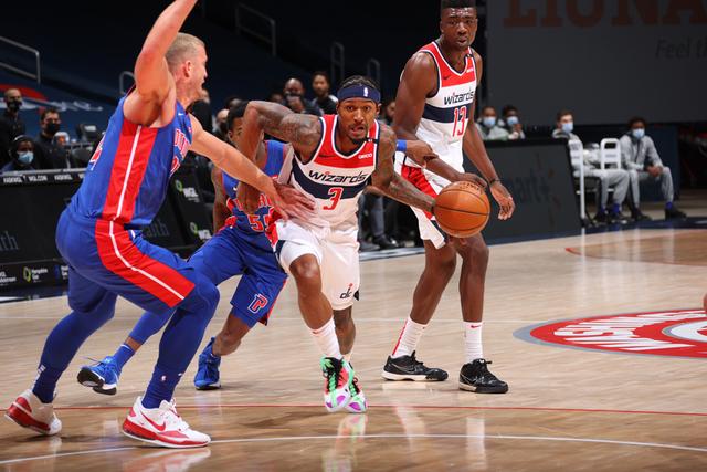 锋而充满看 锋而充满看