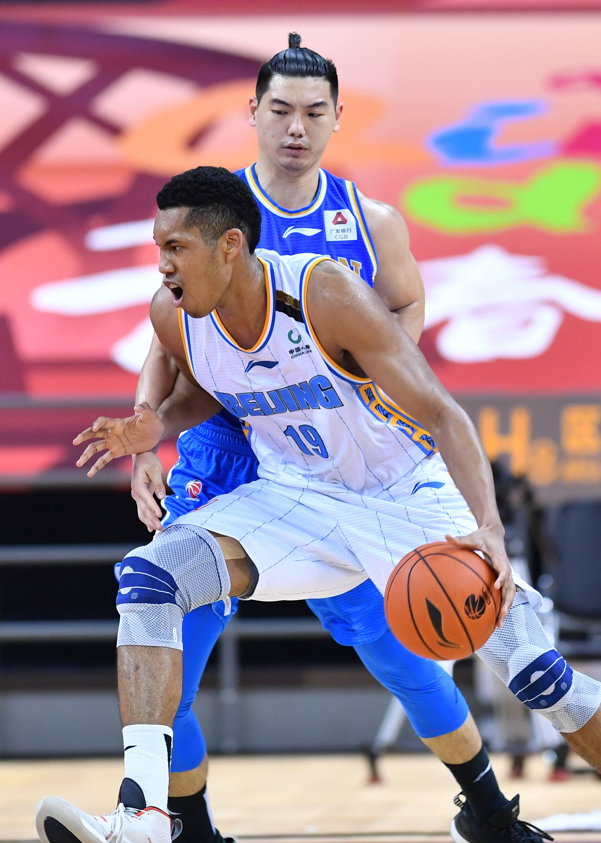 迷之间的冲 迷之间的冲